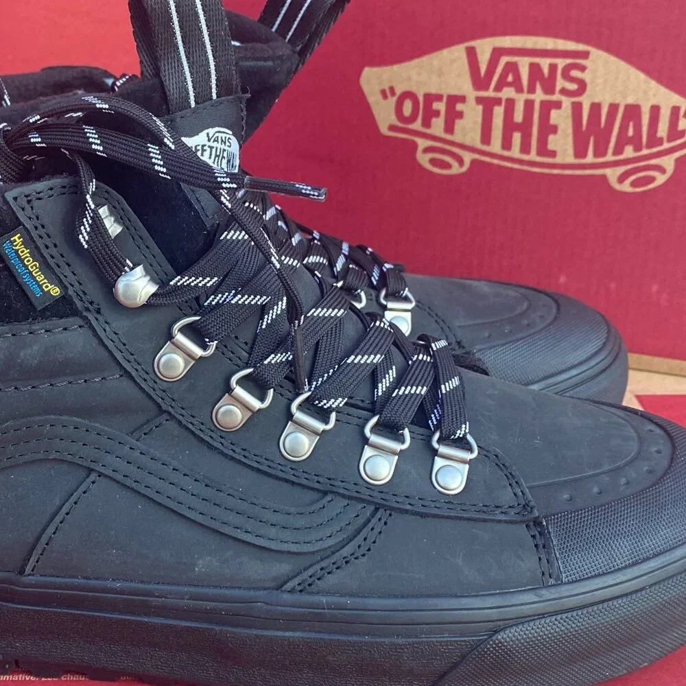 Vans Men's 7/Women's 8.5 Sk8-Hi DR MTE-2 Black Iguchi Blackout VN0009QMBLA